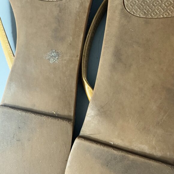 Tory Burch Terra Thong Sandals Beige Nude Tan Patent Leather, Size 8.5 - Picture 9 of 14